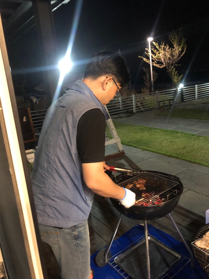 9a6247e82e6b09b29a5af3e6d9f6206c_1556867